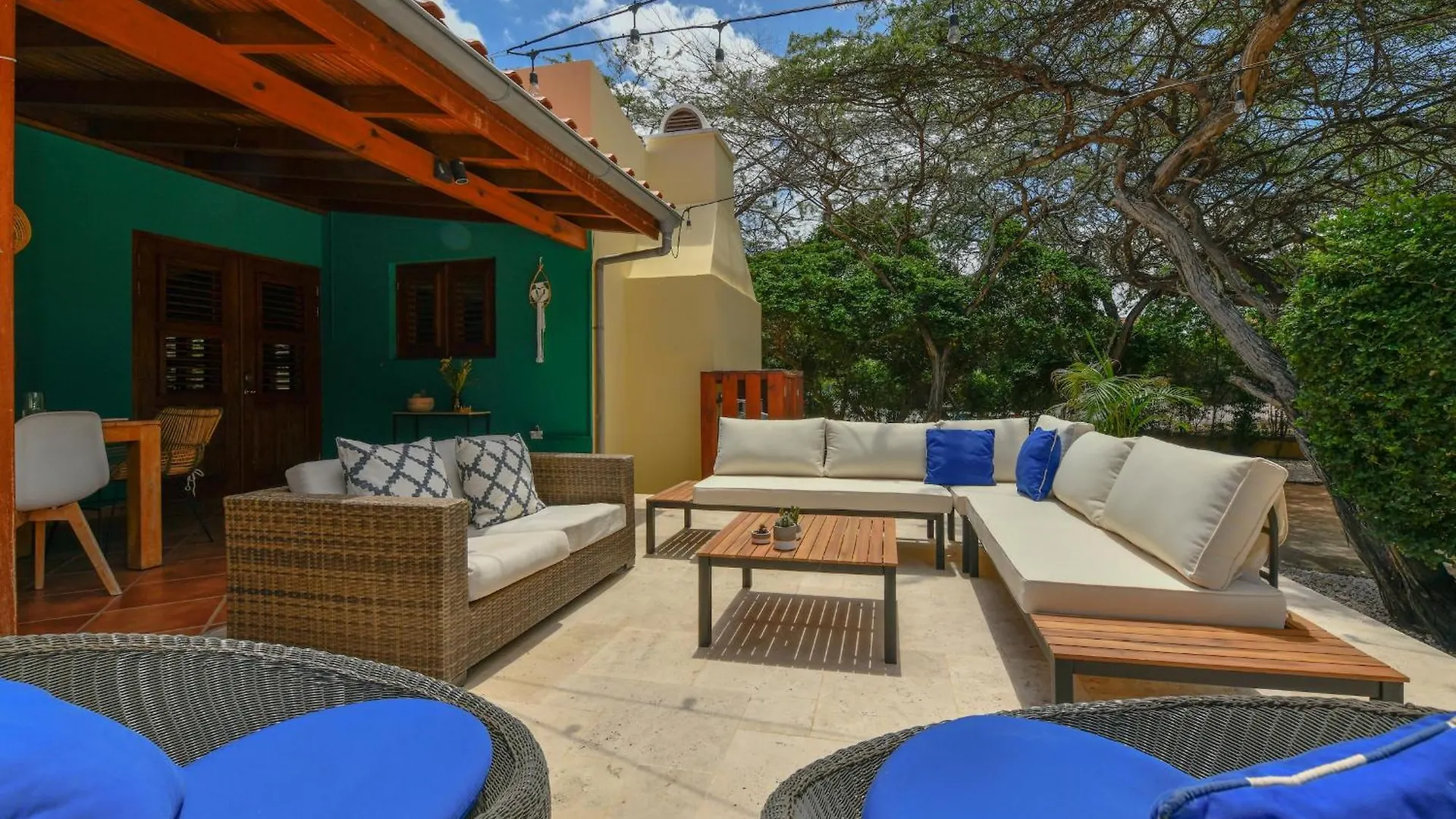 Villa Adelaida Palm Beach